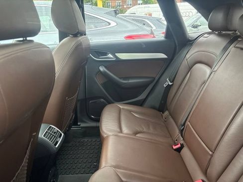 Used 2018 Audi Q3 2.0T Premium Plus w/ Premium Plus Package AWD/4WD image 5