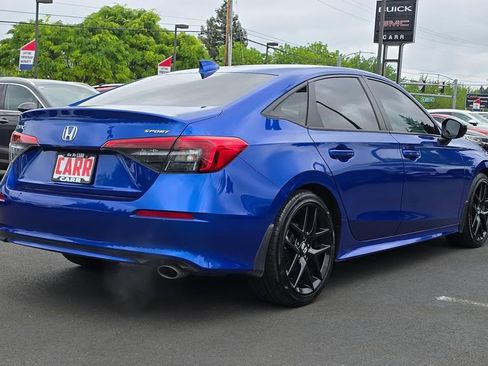 Used 2023 Honda Civic Sport image 3