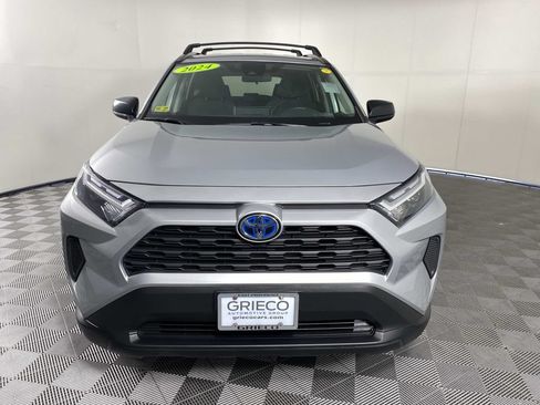 Used 2024 Toyota RAV4 LE AWD/4WD image 3
