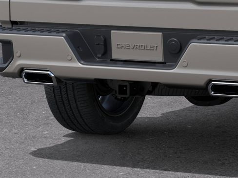 New 2026 Chevrolet Silverado 1500 High Country AWD/4WD image 16