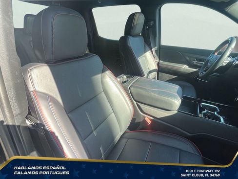 Certified 2025 Chevrolet Silverado EV RST AWD/4WD image 36