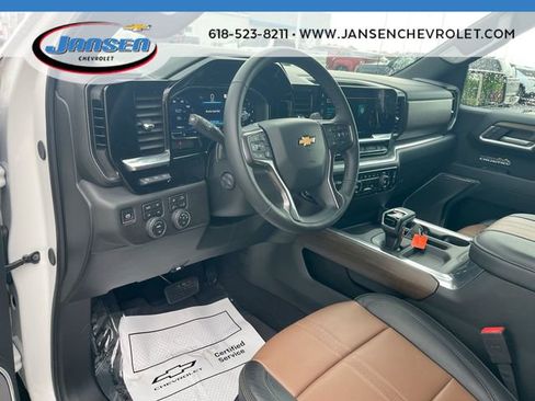 Used 2025 Chevrolet Silverado 1500 High Country w/ Technology Package AWD/4WD image 10