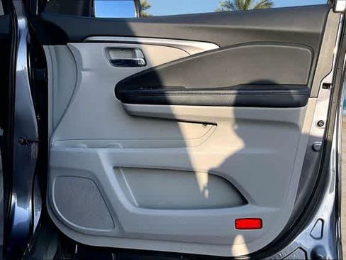 Used 2020 Honda Pilot EX-L image 18