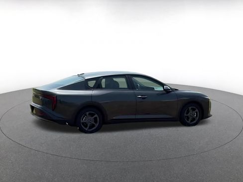 Used 2025 Kia K4 FWD image 14