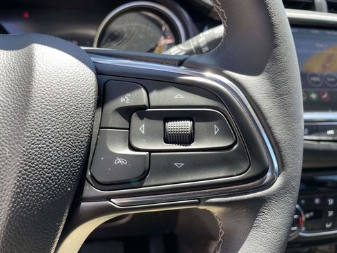 Used 2023 Buick Encore GX Select FWD image 8