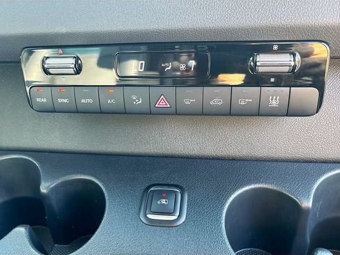 Used 2024 Mercedes-Benz Sprinter 2500 image 14