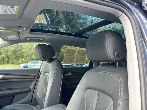 Used 2023 Audi Q5 2.0T Premium w/ Convenience Package image 22