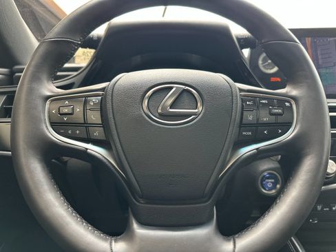Used 2022 Lexus ES 300h w/ Premium Package FWD image 26