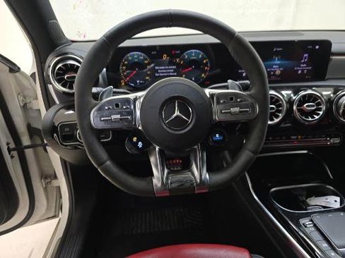 Used 2021 Mercedes-Benz A 35 AMG 4MATIC image 7