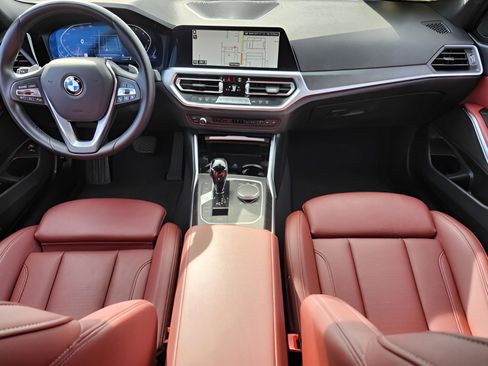 Certified 2022 BMW 330i Sedan w/ Driving Assistance Package image 13