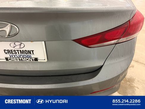 Used 2017 Hyundai Elantra SE w/ SE A/T Tech Package 03 image 12