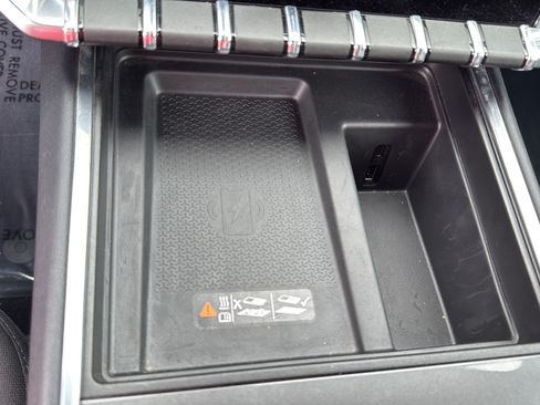 Used 2025 GMC Acadia Elevation FWD image 24