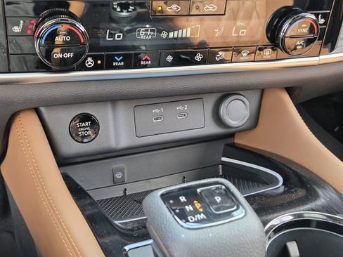 New 2026 Nissan Rogue Platinum AWD/4WD image 19