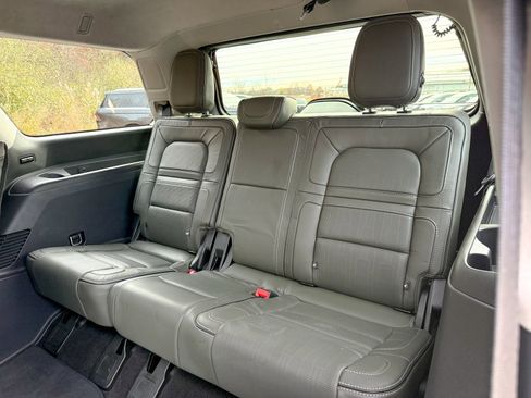 Used 2022 Lincoln Navigator Black Label image 21