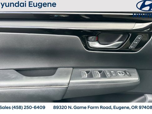 Used 2024 Honda CR-V Sport Touring image 12