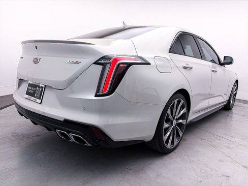 Used 2022 Cadillac CT4 V w/ Navigation Package image 18