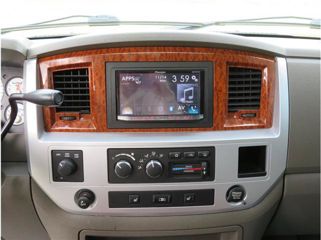 Used 2007 Dodge Ram 3500 Truck Laramie w/ Protection Group AWD/4WD image 9