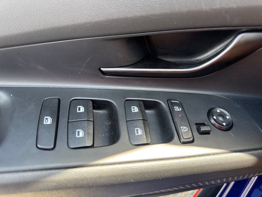 Used 2026 Hyundai Elantra N FWD image 18