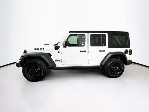 Used 2023 Jeep Wrangler Unlimited AWD/4WD image 4
