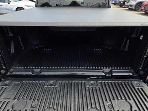 Certified 2023 Nissan Frontier SV w/ Technology Package AWD/4WD image 13