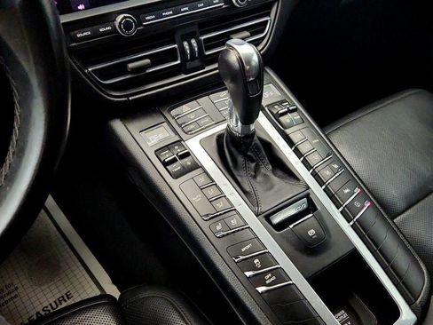 Used 2019 Porsche Macan S w/ Premium Package Plus AWD/4WD image 17