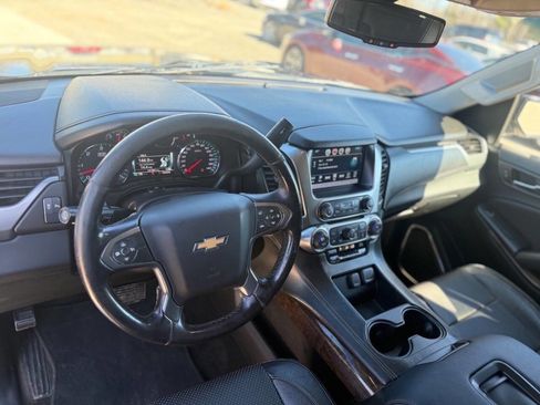 Used 2016 Chevrolet Suburban LS image 10