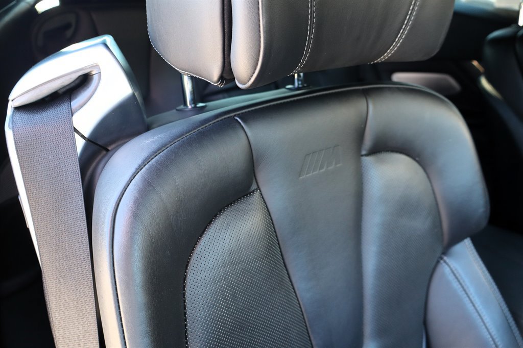 Used 2015 BMW M6 Convertible RWD image 31