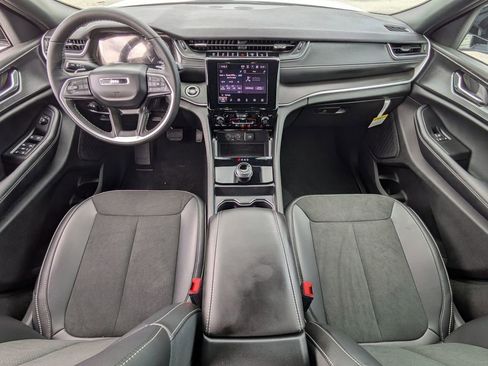 New 2025 Jeep Grand Cherokee L Altitude AWD/4WD image 25