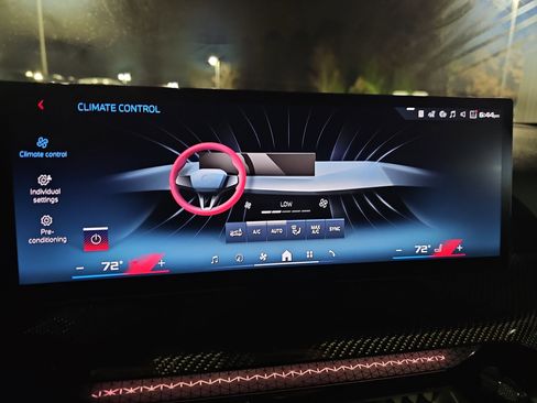 New 2026 BMW M240i Coupe w/ Premium Package image 21