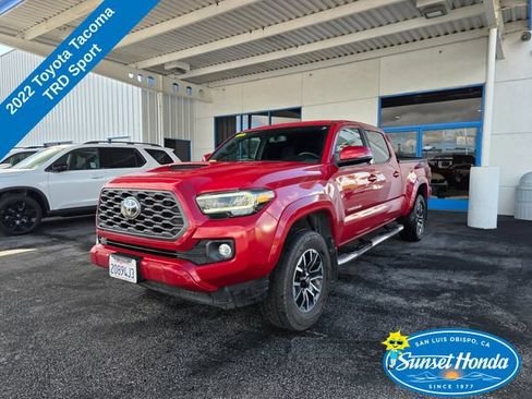 Used 2022 Toyota Tacoma TRD Sport w/ Technology Package AWD/4WD image 1