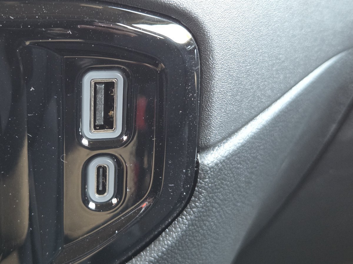 New 2026 Chevrolet Silverado 1500 RST AWD/4WD image 15