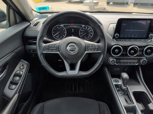 Used 2020 Nissan Sentra SV FWD image 20