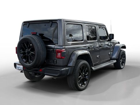 Used 2021 Jeep Wrangler Unlimited Sahara w/ Cold Weather Group AWD/4WD image 5