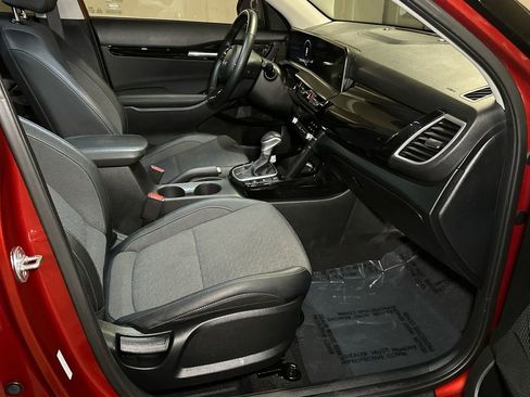 Certified 2024 Kia Seltos S AWD/4WD image 11