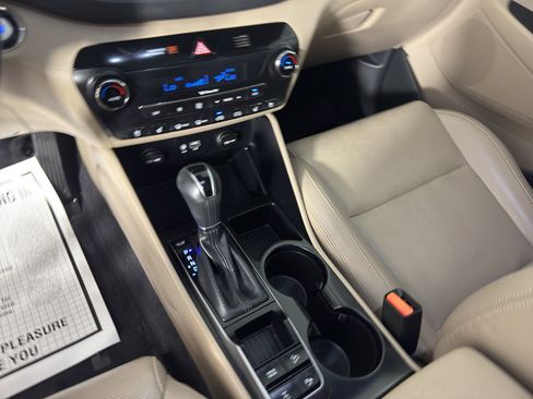Used 2017 Hyundai Tucson Limited w/ Limited Ultimate Package 03 image 25