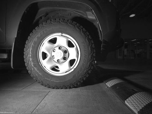 Used 2021 Toyota Tacoma SR AWD/4WD image 6