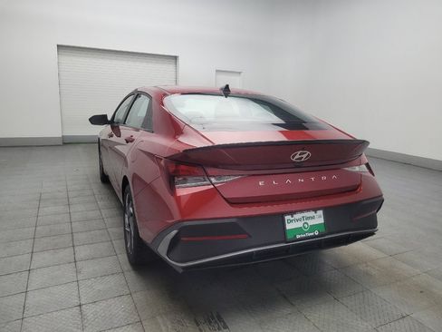 Used 2025 Hyundai Elantra Sport FWD image 5