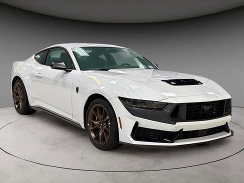 New 2025 Ford Mustang Dark Horse image 2