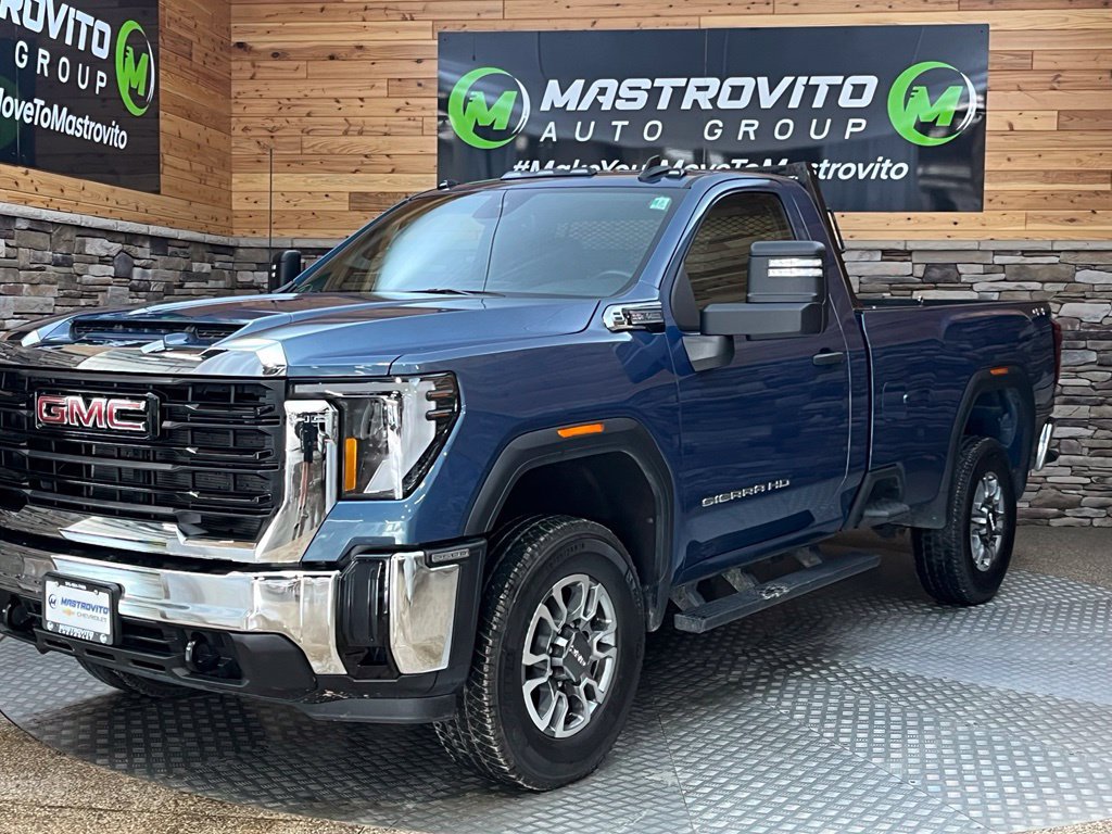 Used 2025 GMC Sierra 3500 Pro AWD/4WD image 6