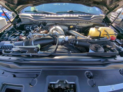 Used 2022 Ford F350 Platinum image 36