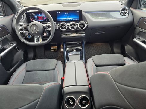 Used 2024 Mercedes-Benz GLA 35 AMG GLA 35 AMG image 21