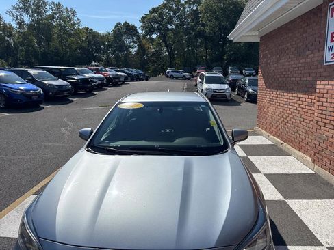 Used 2022 Subaru Legacy Premium image 7