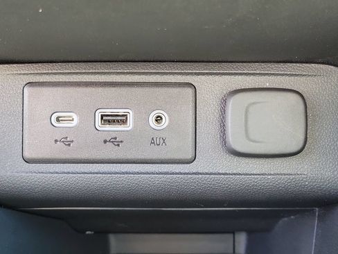 Used 2022 Buick Encore GX Select FWD image 28