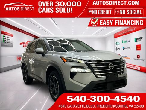 Used 2024 Nissan Rogue SV AWD/4WD image 1