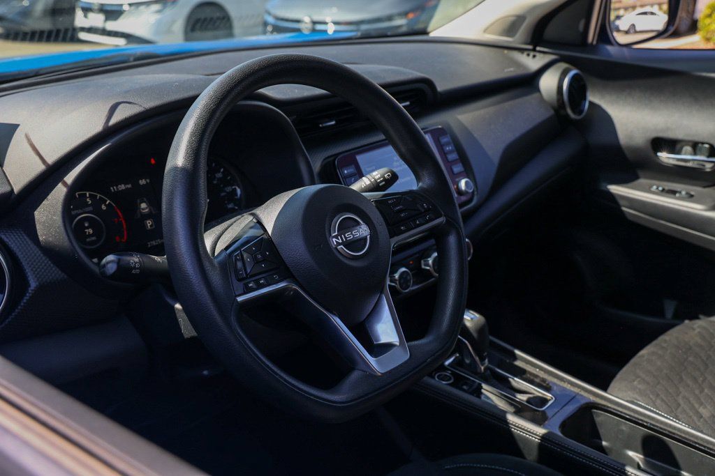 Used 2024 Nissan Kicks SV FWD image 15