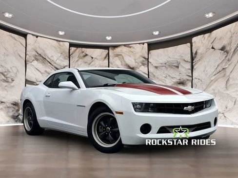 Used 2012 Chevrolet Camaro LS RWD image 3