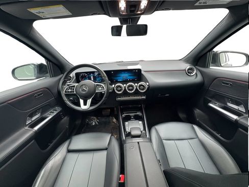 Used 2022 Mercedes-Benz GLA 250 4MATIC w/ Premium Package Lite image 35