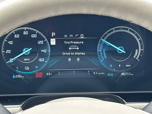 Certified 2023 Kia Niro Wind w/ Wind Preserve Package FWD image 30