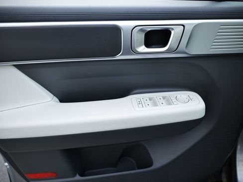 Used 2024 Hyundai Santa Fe SE image 14