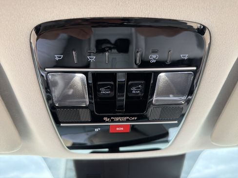 Used 2024 Hyundai Santa Fe Calligraphy image 22